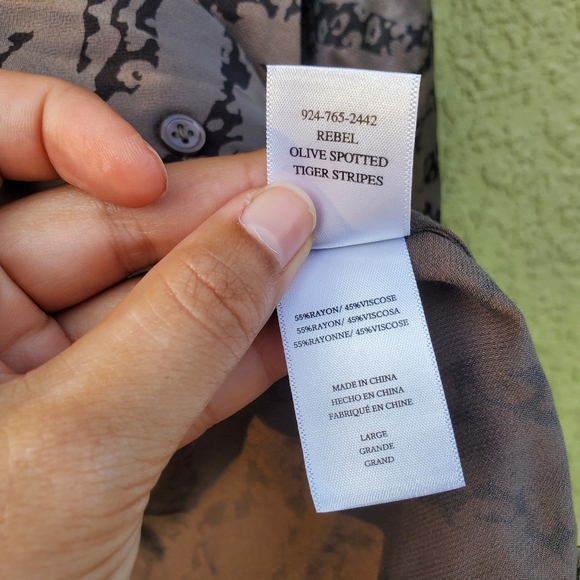 NWT Rails Rebel Shirt Olive Spotted Tiger Stripe - Picture 6 of 6